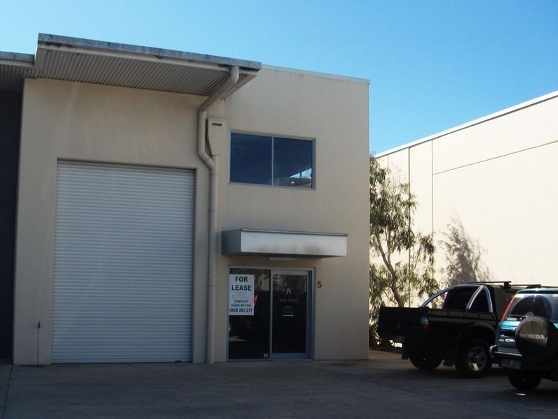 5/23 Premier Circuit, Warana QLD 4575