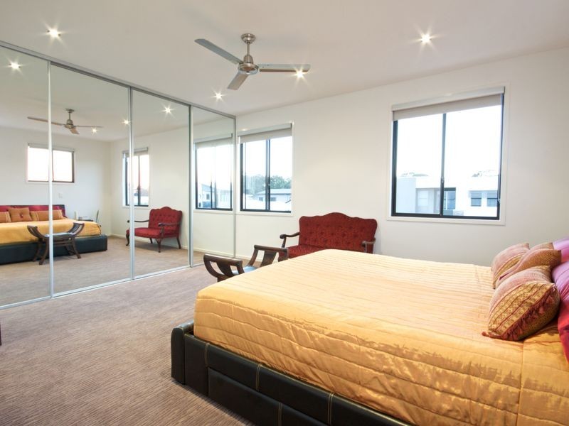 33 Cuba Court, Kawana Island QLD 4575