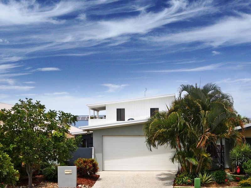 21 Sanibel Court, Kawana Island QLD 4575