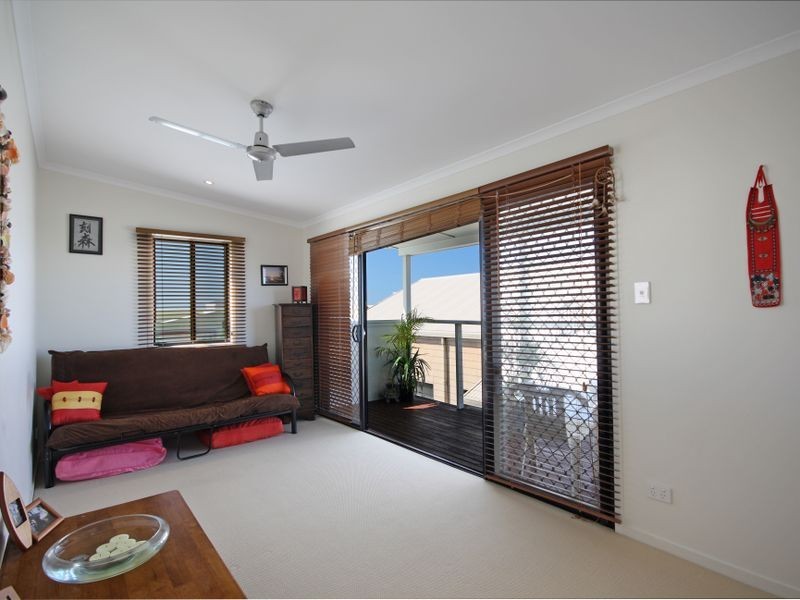 21 Sanibel Court, Kawana Island QLD 4575