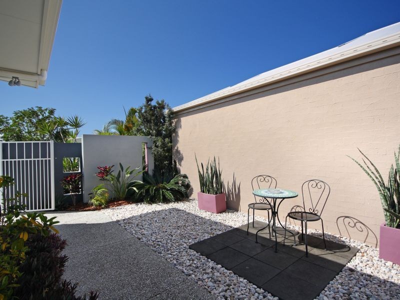 21 Sanibel Court, Kawana Island QLD 4575