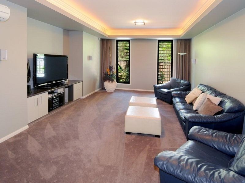 1 Tarawa Street, Kawana Island QLD 4575