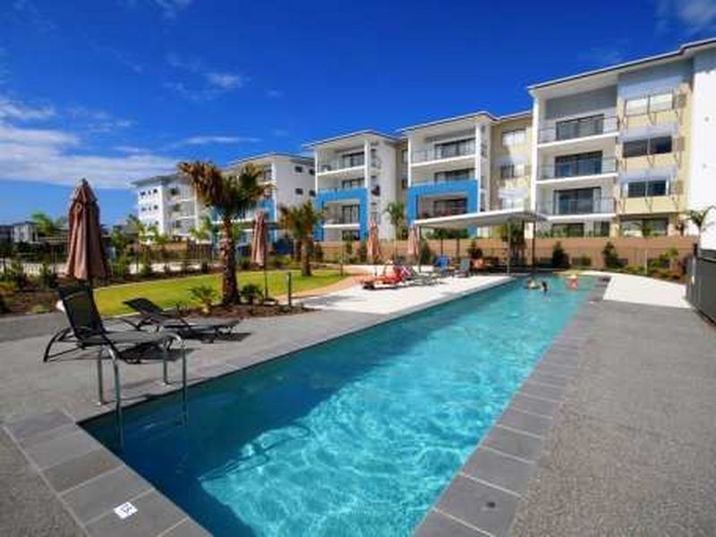 52/4 Grand Parade, Kawana Island QLD 4575