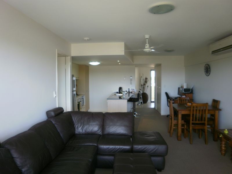 56/10 Grand Parade, Kawana Island QLD 4575