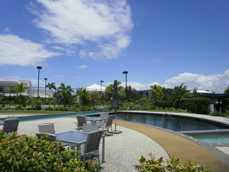 38/51 Grand Parade, Kawana Island QLD 4575