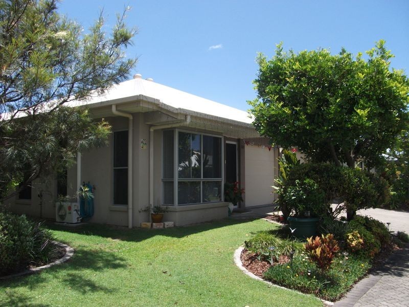 122/2 Grand Parade, Kawana Island QLD 4575