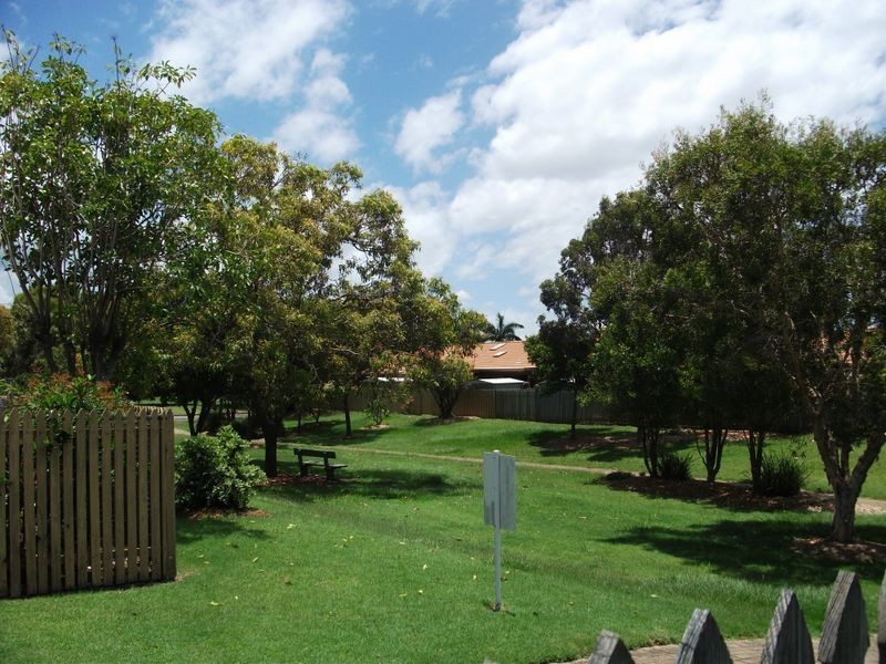 52/10 Melody Court, Warana QLD 4575