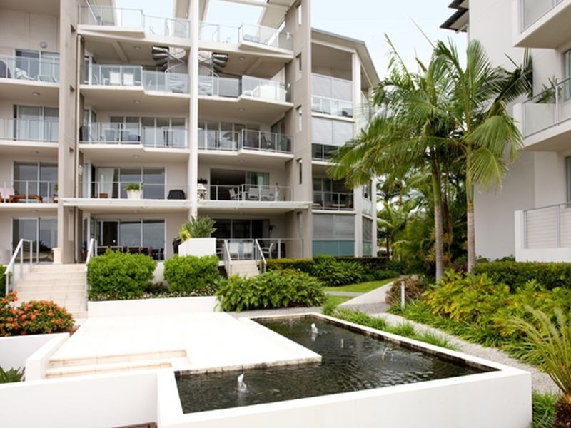 30/7 Grand Parade, Kawana Island QLD 4575