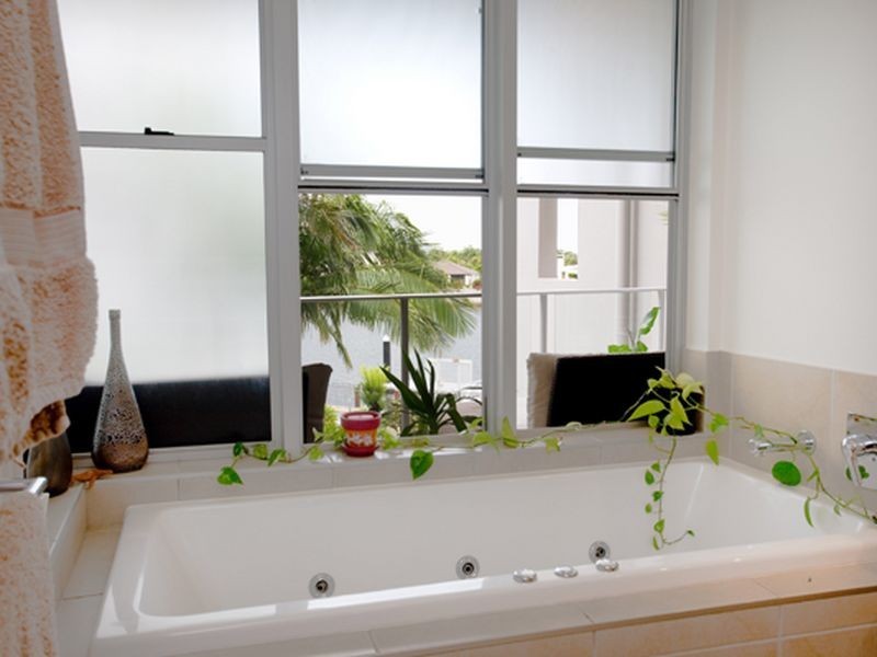 30/7 Grand Parade, Kawana Island QLD 4575