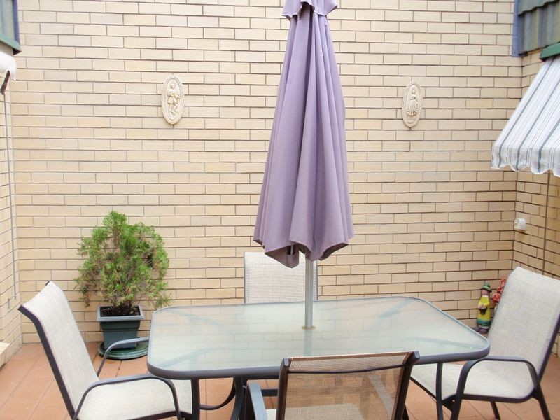 242/4 Melody Court, Warana QLD 4575