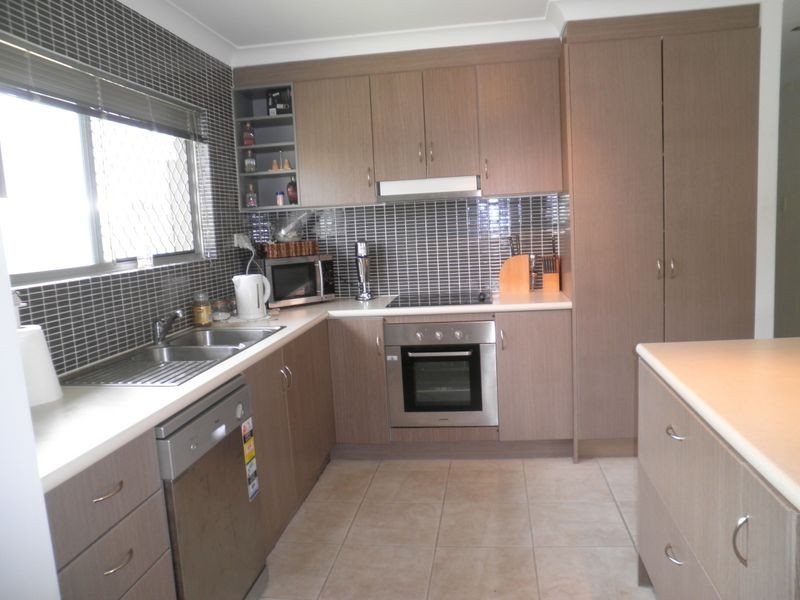 24 Doondoon Street, Currimundi QLD 4551