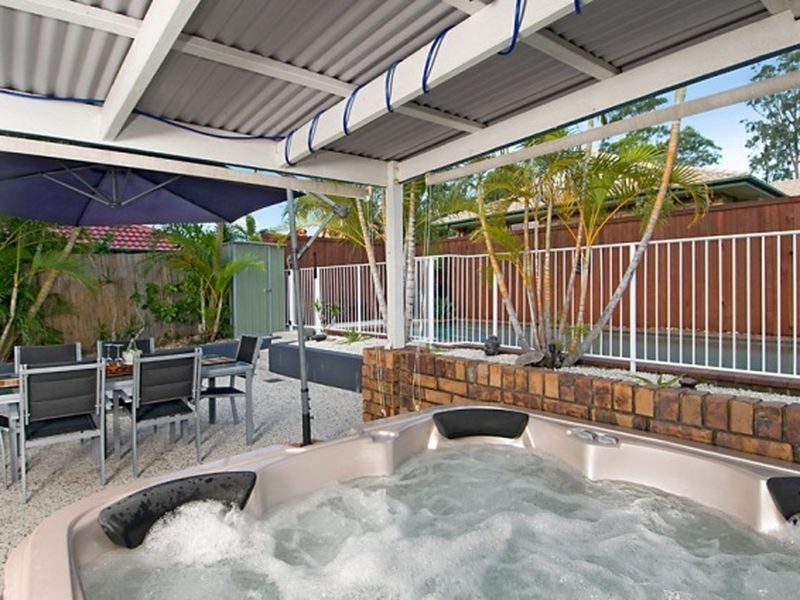 9 Rosevale Avenue, Aroona QLD 4551