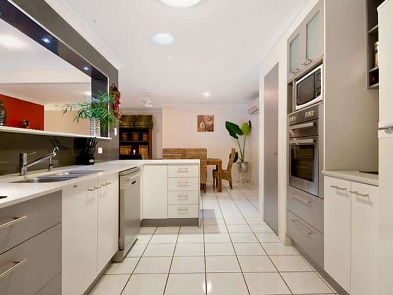 9 Rosevale Avenue, Aroona QLD 4551