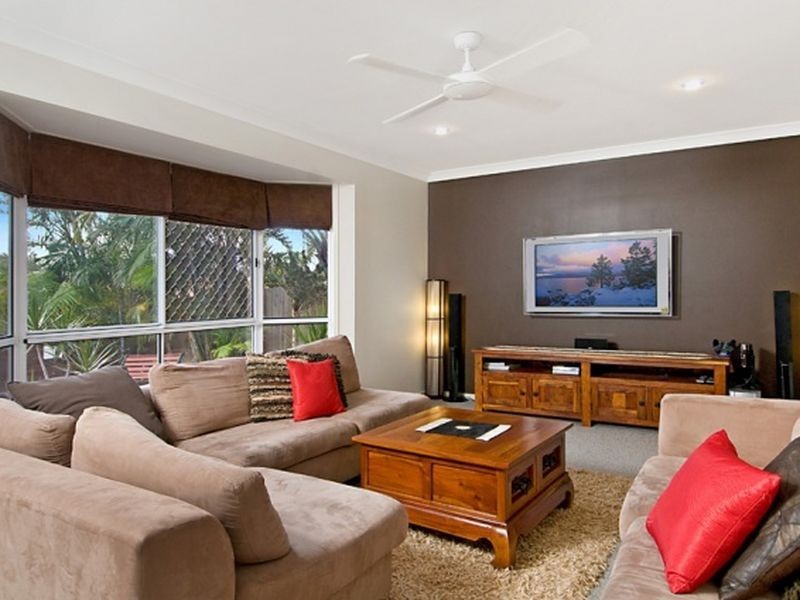 9 Rosevale Avenue, Aroona QLD 4551