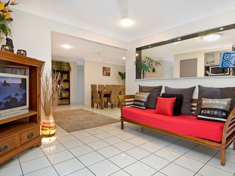 9 Rosevale Avenue, Aroona QLD 4551