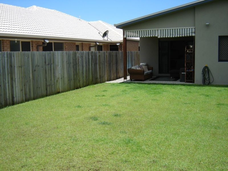 5 Eyre Place, Caloundra West QLD 4551