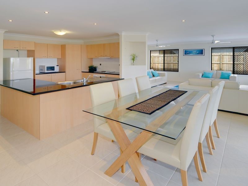 54 Discovery Drive, Little Mountain QLD 4551