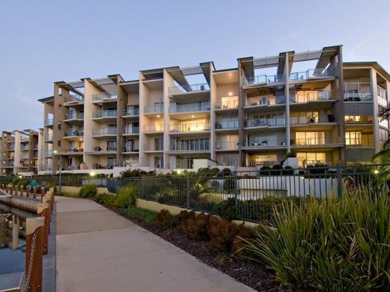 37/7 Grand Parade, Kawana Island QLD 4575