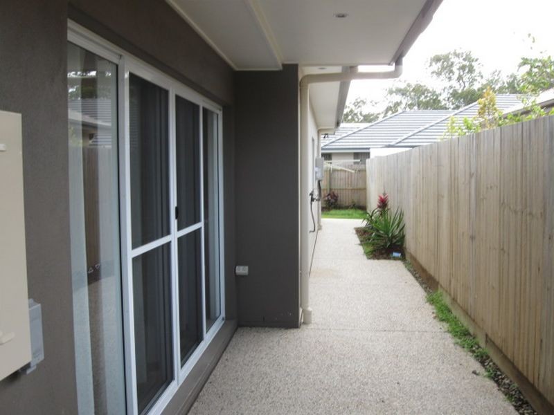 7 Kurrajong Crescent, Meridan Plains QLD 4551