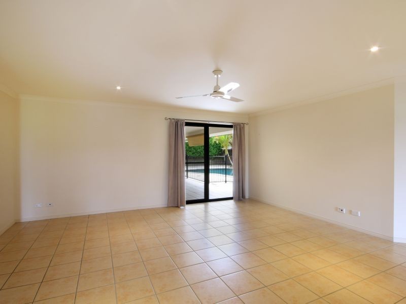 8 Malta Place, Kawana Island QLD 4575