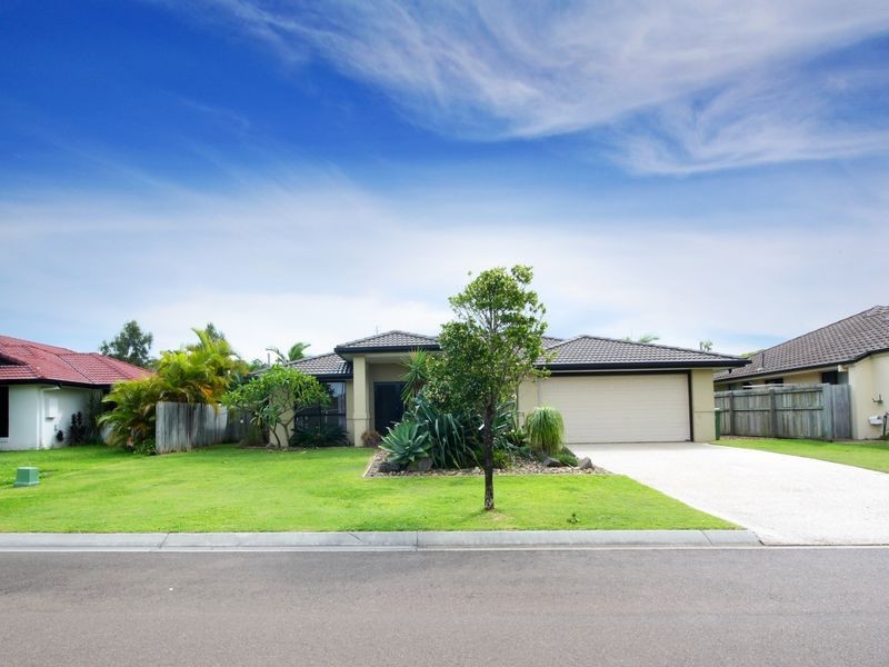 8 Malta Place, Kawana Island QLD 4575