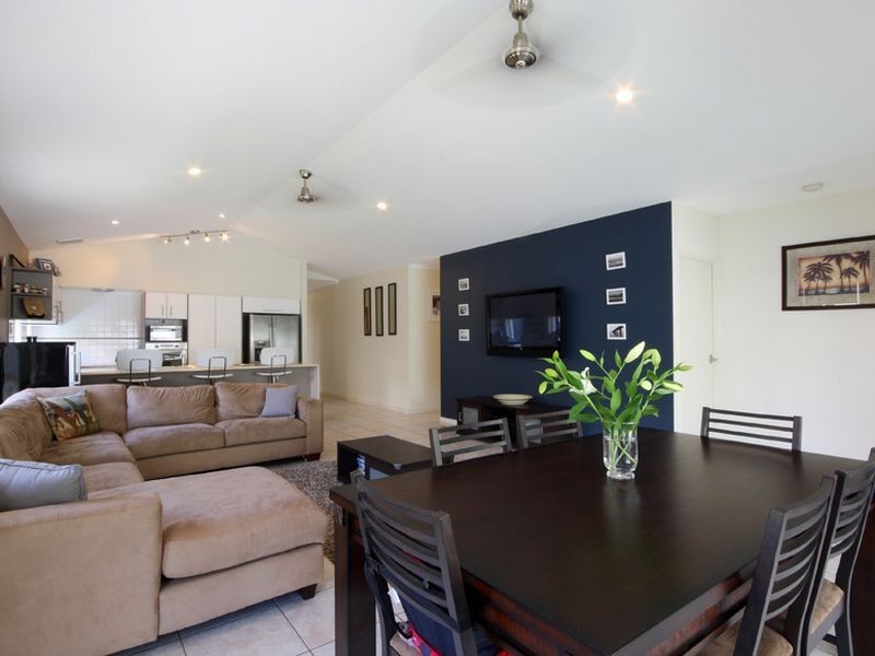 14 Lombok Street, Kawana Island QLD 4575