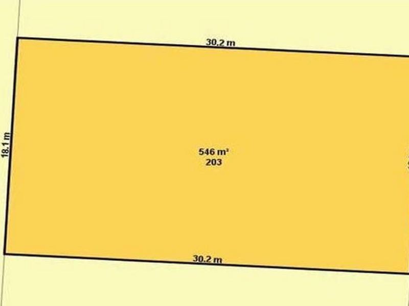 203 Nicklin Way, Warana QLD 4575