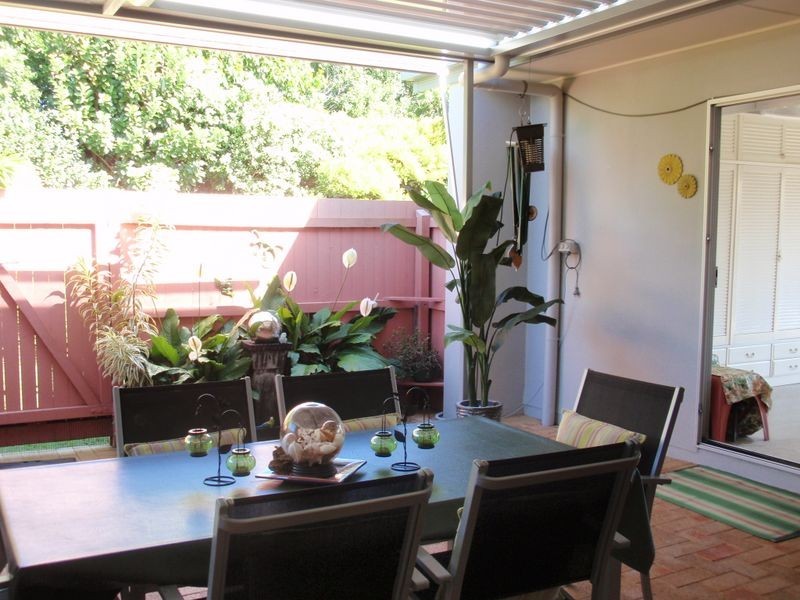 56/2 Grand Parade, Kawana Island QLD 4575