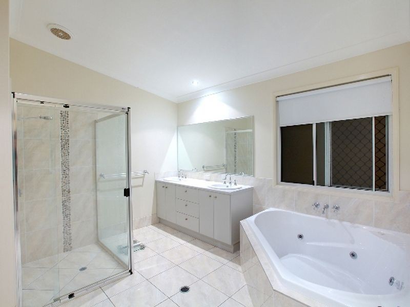 7 Midyim Court, Meridan Plains QLD 4551