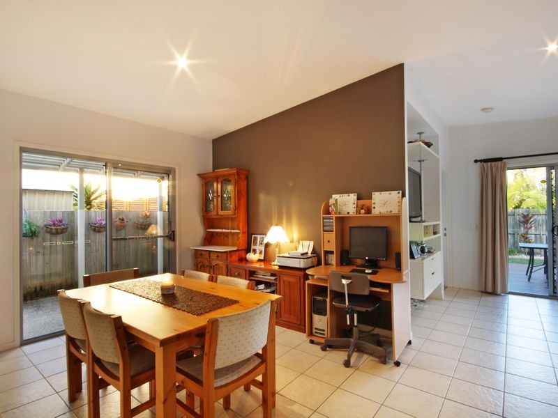 7 Madagascar Court, Kawana Island QLD 4575