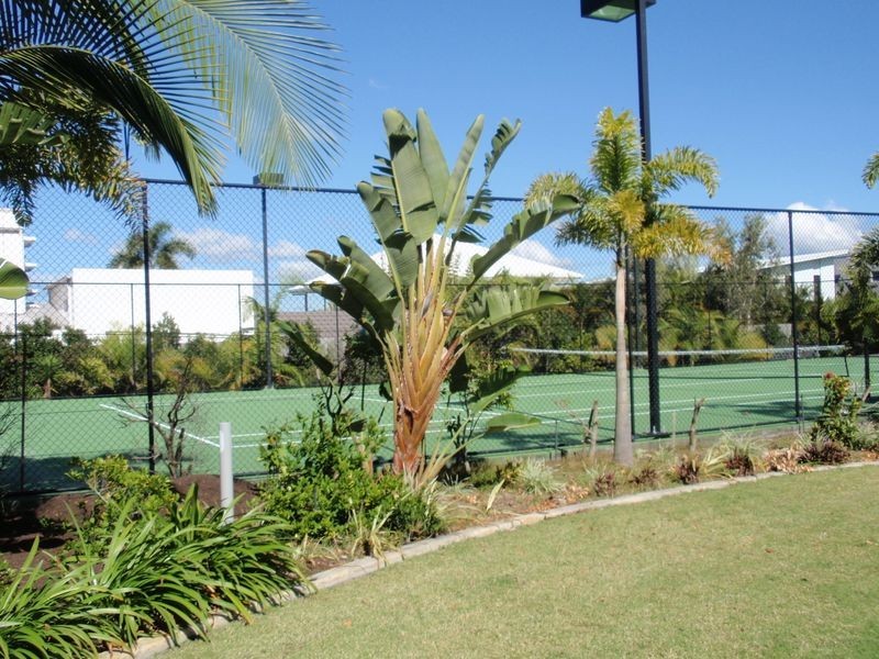 17/51 Grand Parade, Kawana Island QLD 4575