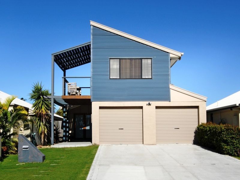 15 Santorini Court, Kawana Island QLD 4575