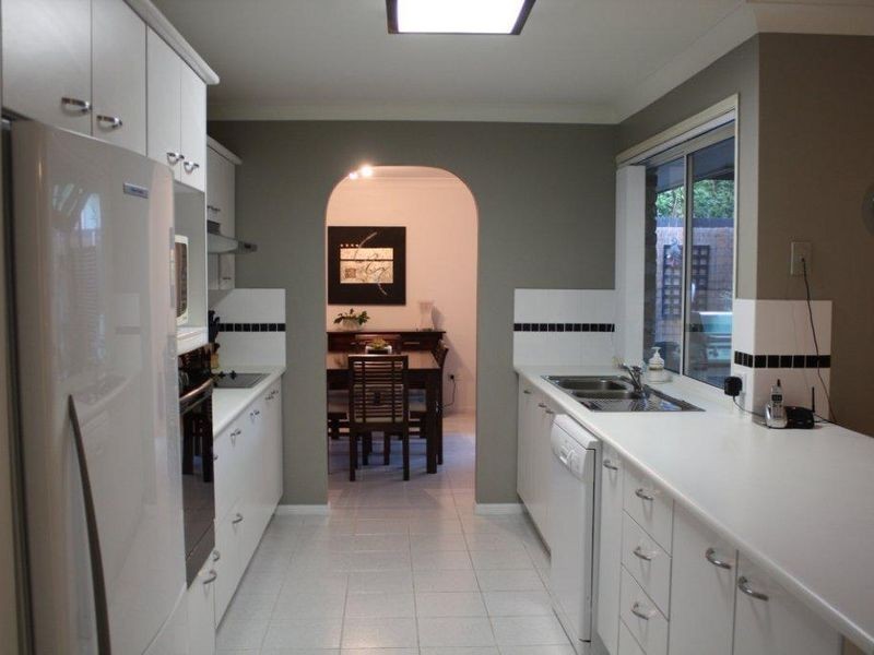 8 Rossiter Place, Aroona QLD 4551