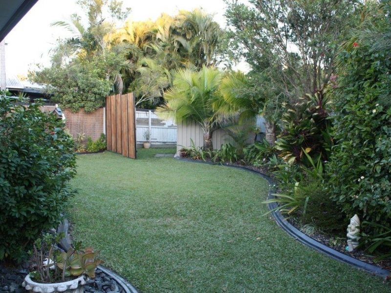 8 Rossiter Place, Aroona QLD 4551