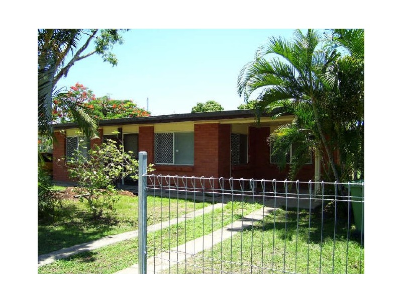 2/148 Mooney Street, Gulliver QLD 4812