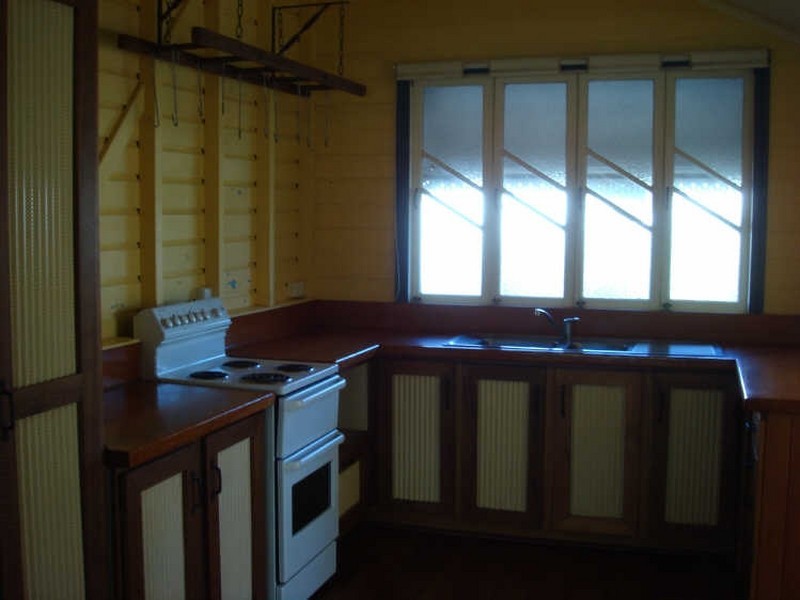 176 Boundary Street, Railway Estate QLD 4810