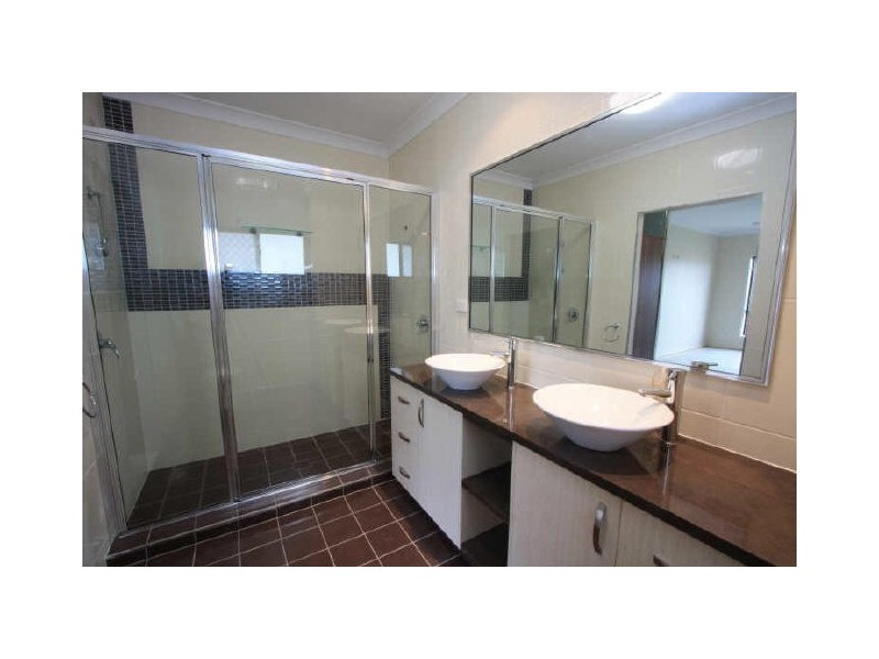 20 Waterstone Tce, Idalia QLD 4811