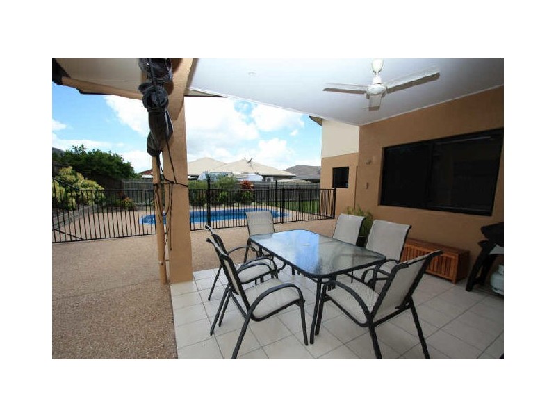 10 Canthium Court, Mount Louisa QLD 4814