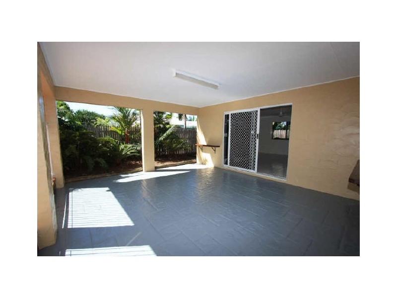17 Colchester Crescent, Kirwan QLD 4817