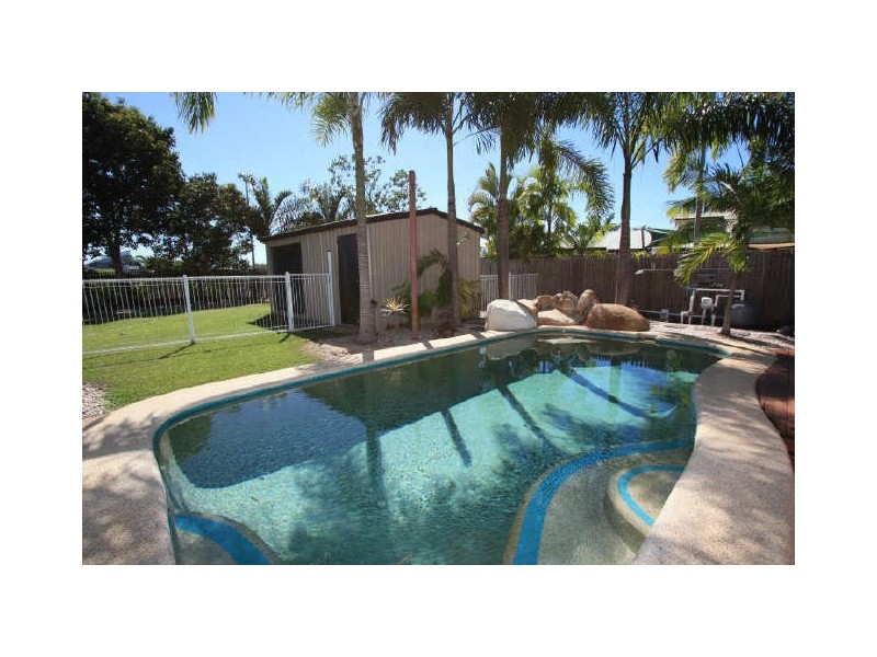17 Colchester Crescent, Kirwan QLD 4817