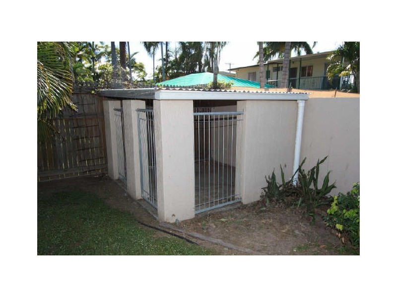 9 Payne Street, Mount Louisa QLD 4814