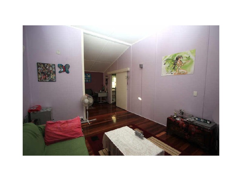 16 Wood Street, Mundingburra QLD 4812