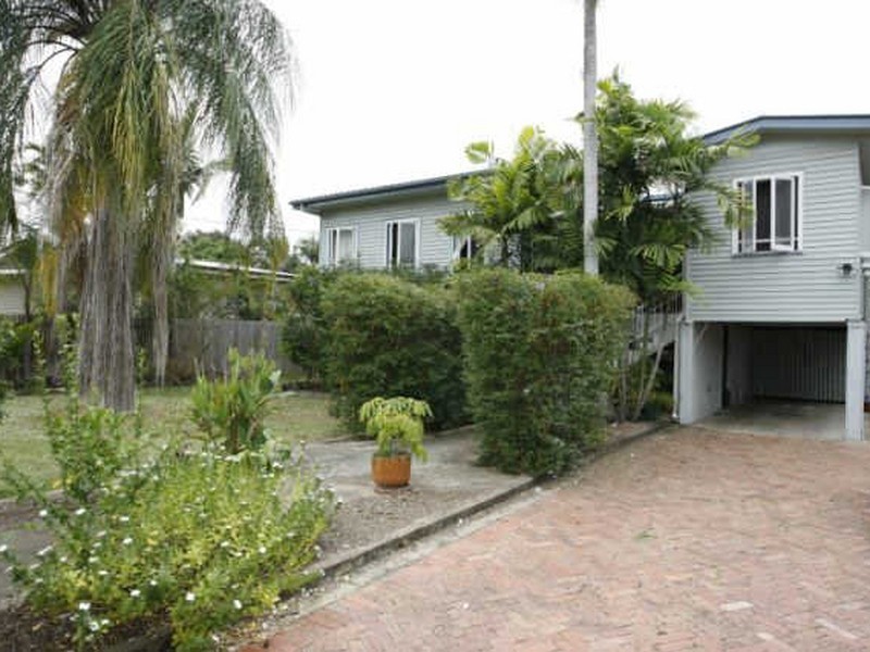 30 Beatrice Street, Aitkenvale QLD 4814