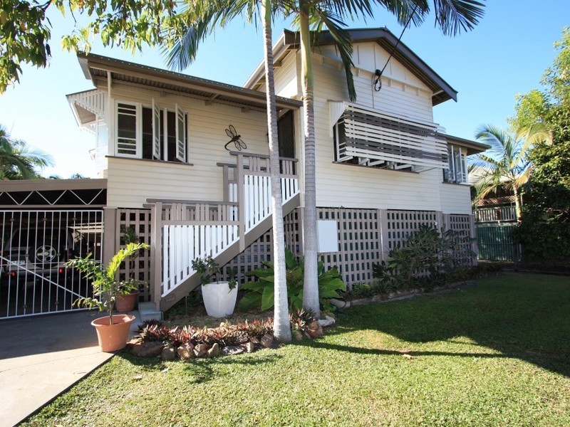 29 Ninth Ave, Railway Estate QLD 4810