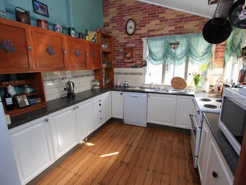 29 Ninth Ave, Railway Estate QLD 4810