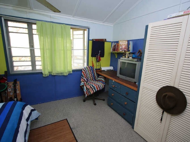 29 Ninth Ave, Railway Estate QLD 4810