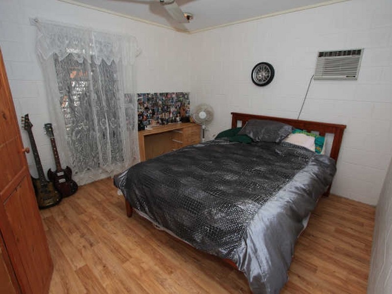 29 Ninth Ave, Railway Estate QLD 4810