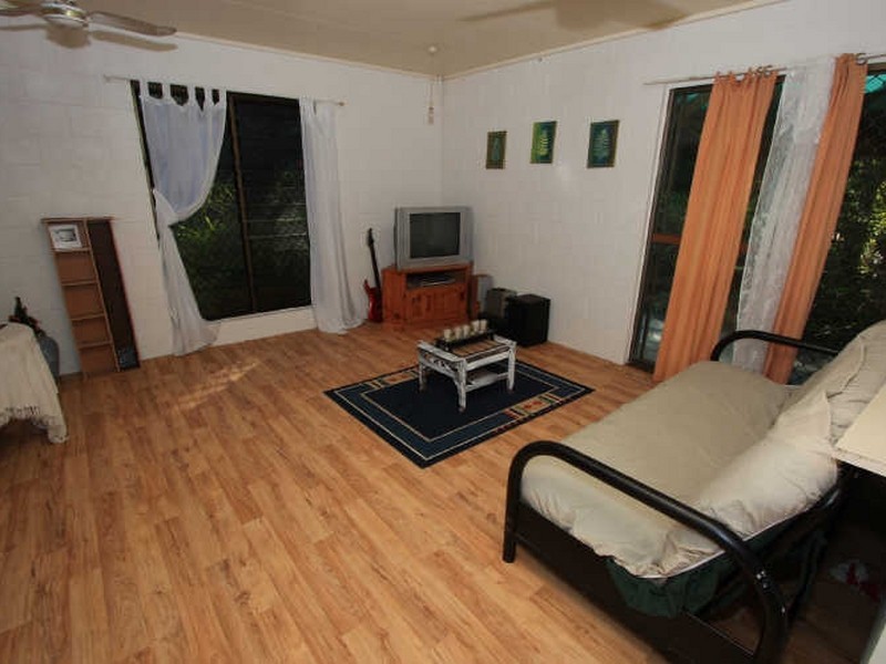 29 Ninth Ave, Railway Estate QLD 4810