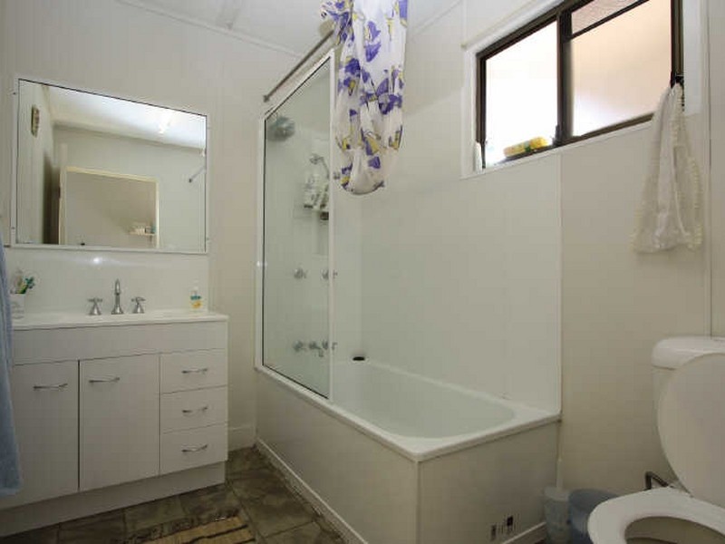 16 Deloraine Street, Kirwan QLD 4817