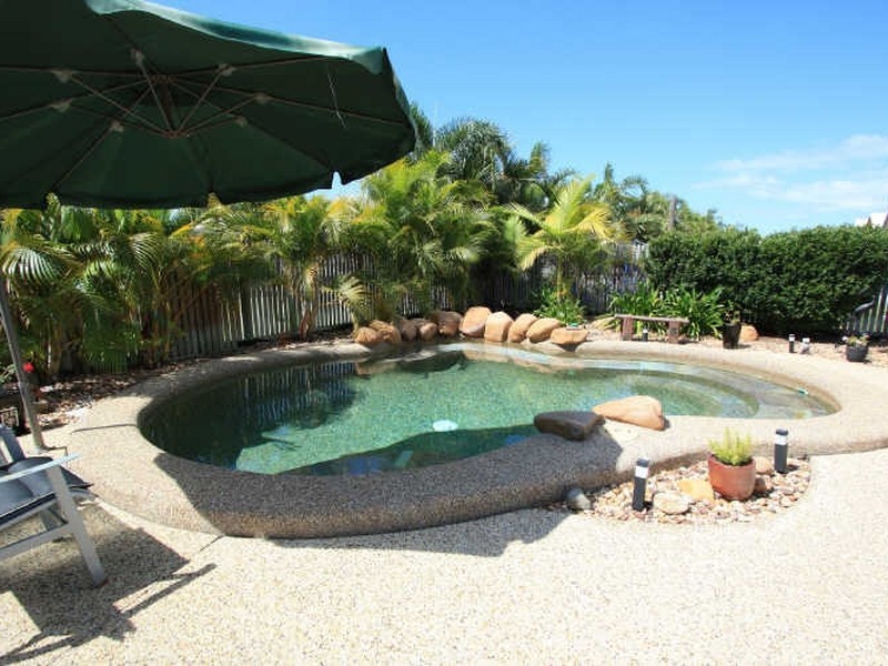 2 Lakewood Ave, Kirwan QLD 4817